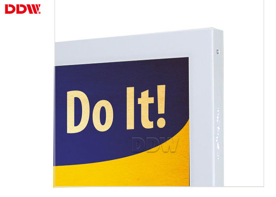 60 इंच एलसीडी इंडोर वॉल डिजिटल साइनेज उन्नत आईआर टच प्रौद्योगिकी घुड़सवार