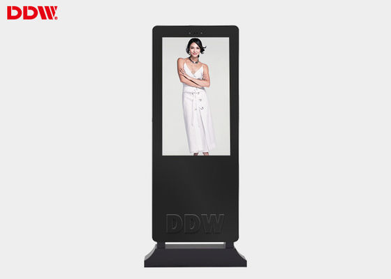2000 निट्स 55 "फ्लोर स्टैंडिंग आउटडोर डिजिटल साइनेज कियोस्क फैन कूलिंग सिस्टम के साथ